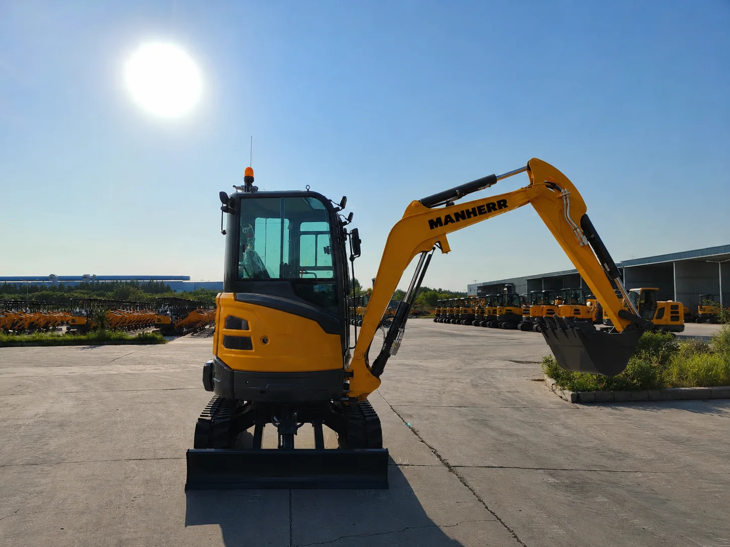 MC27 Compact Excavator dimensions or working range